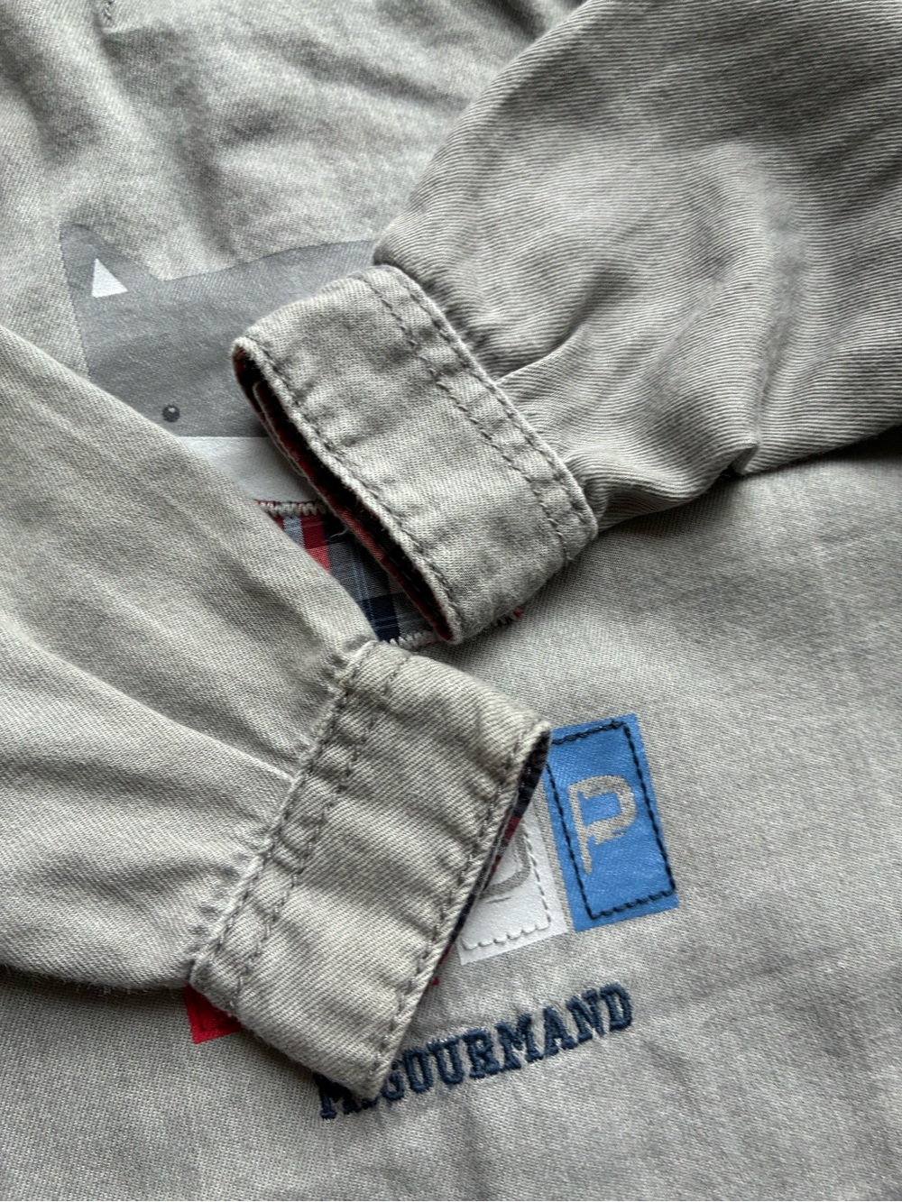 Obaibi Gray Fox Patch Button-Down Shirt for Kids - Picture 7 of 7